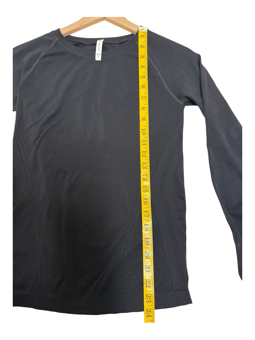 Athleta Momentum long sleeve top fitted athletic shirt Size Small - Picture 2 of 9